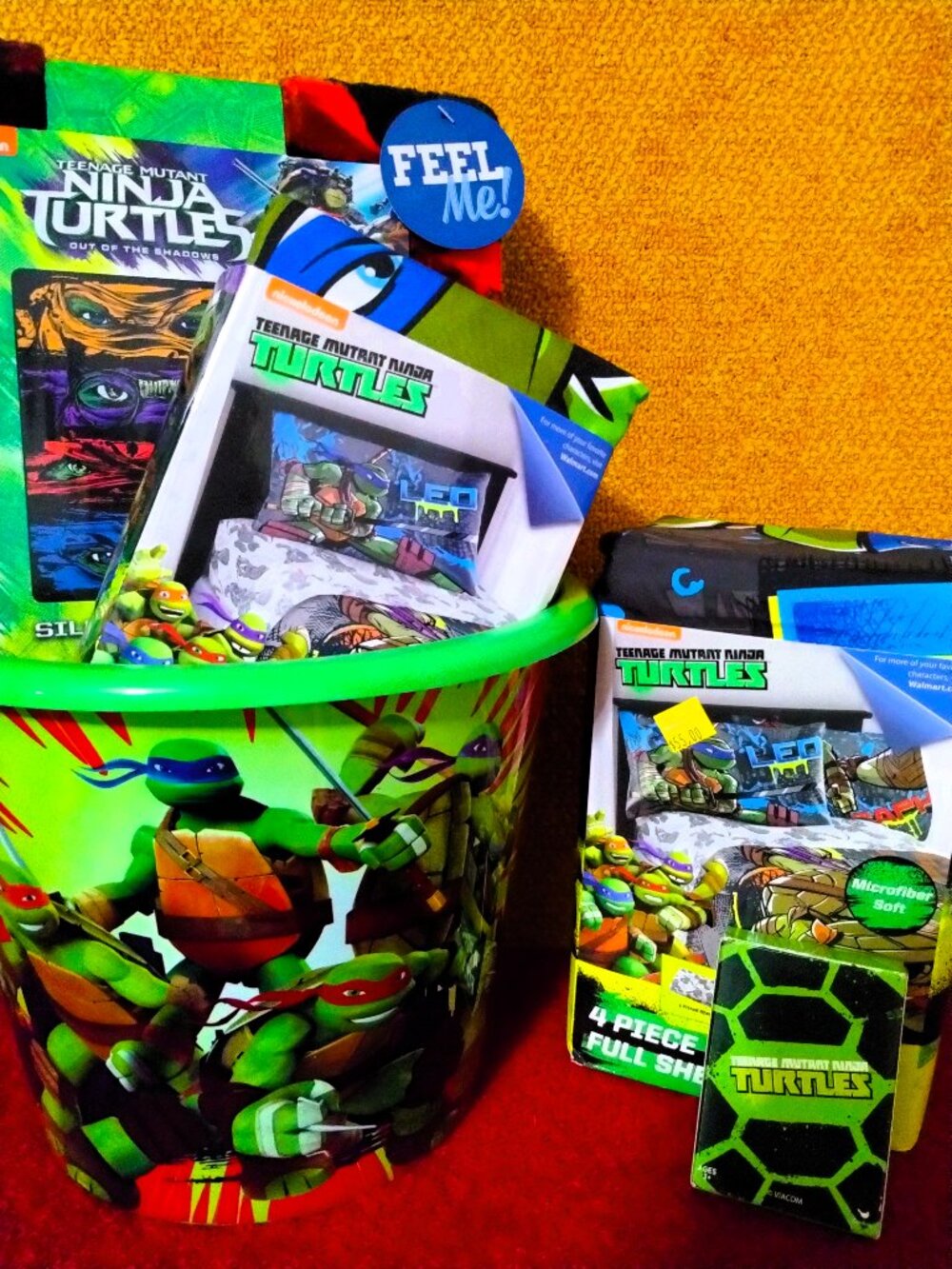 TMNT Ultimate 6-Piece Bedroom & Fun Bundle – Bedding, Games & Storage